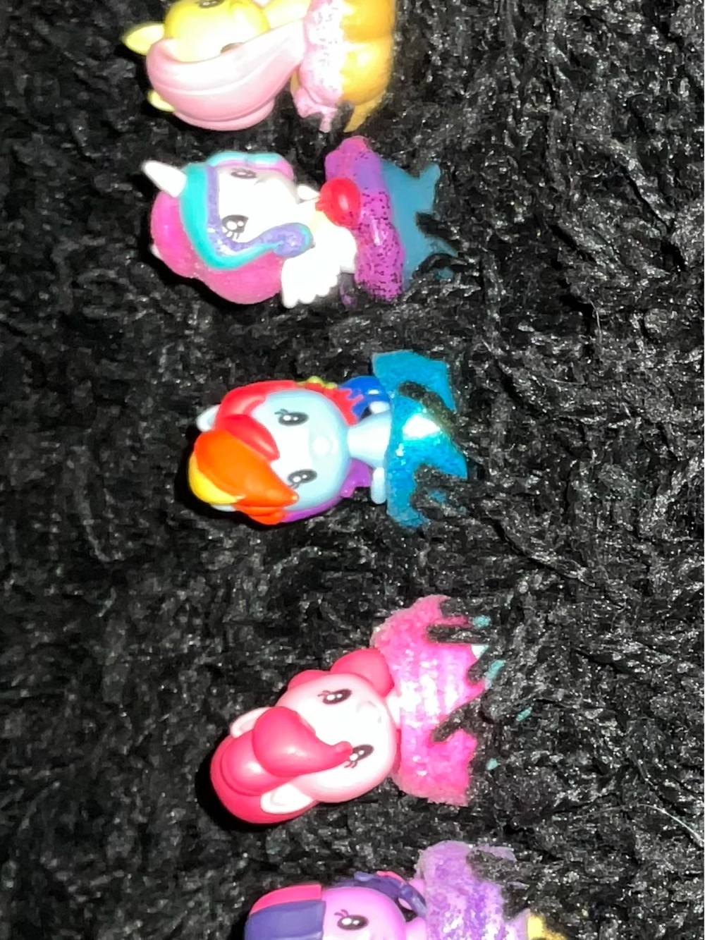 COMPLETE SET!! mini my little pony figures with stands